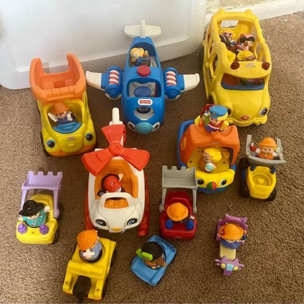 Amazing Vintage Fisher-Price Little People Transportation Bundle – Early 2000s